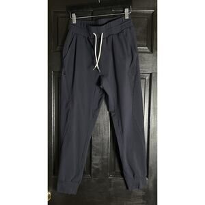 Bylt Active Jogger Mens Small Performance Utility Training Comfort. Workout
